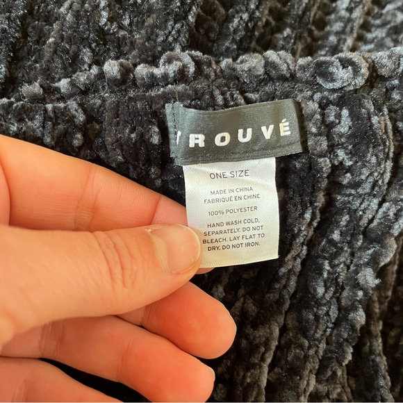 Trouve Chenille Infinity Scarf - Picture 3 of 3